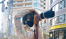 レクラ美容室の女性カメラマン